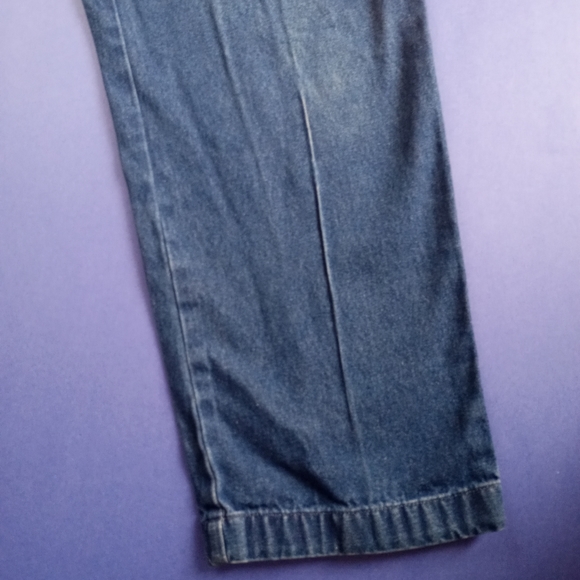 Haggar Classic Cut Denim Jeans - Picture 5 of 6
